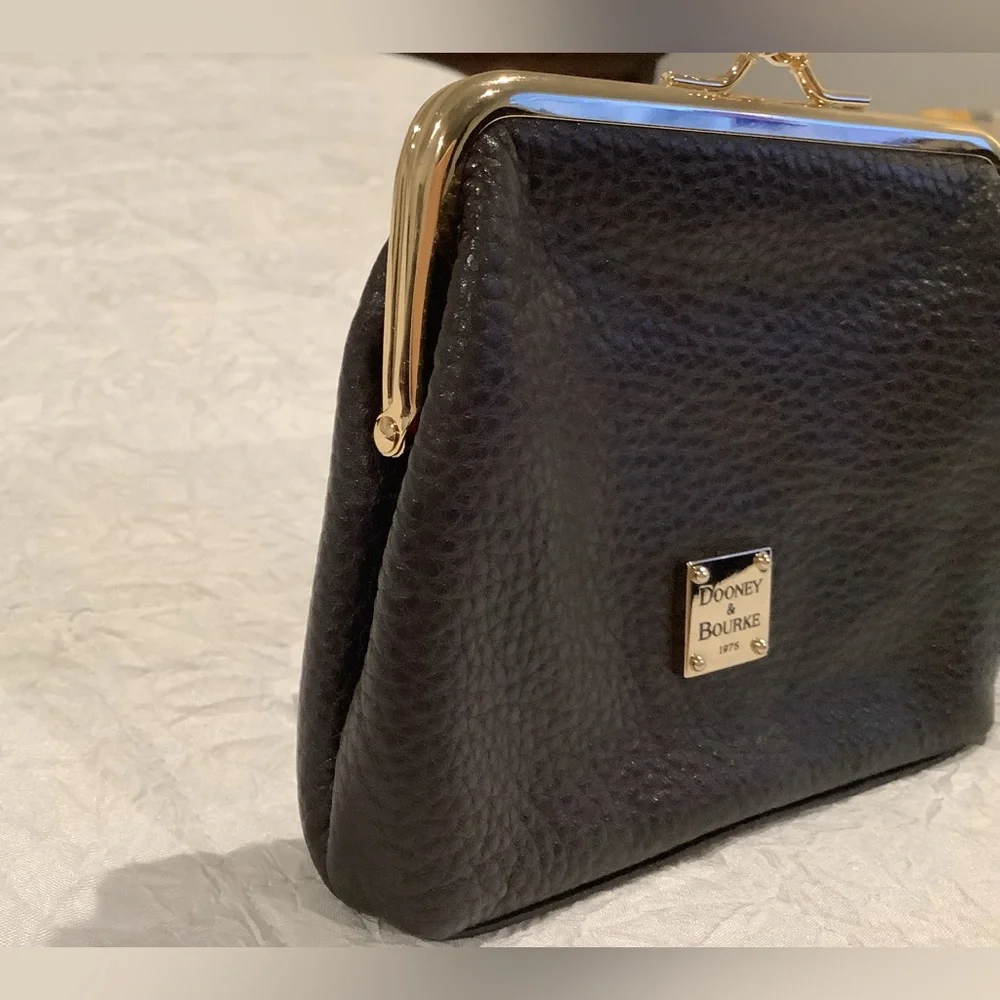 Vintage Dooney & bourke Brown Wallet